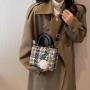 ZR301 Small Cloth Handheld Women's Bag 2023 New Fashion Versatile One Shoulder Crossbody Bag Checked Small Square Bag