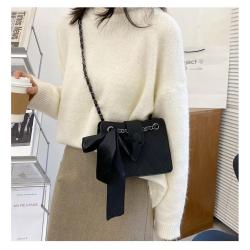 ZR262 Lingge Chain Women's Bag New Fashion Embroidery Straddle Bag Westernized One Shoulder Underarm Bag