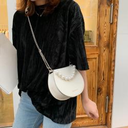 HR351 New Fashion Chain Pearl Handheld Shoulder Bag Simple Crossbody Saddle Bag PU Leather Magnetic Button Oval Bag For Women