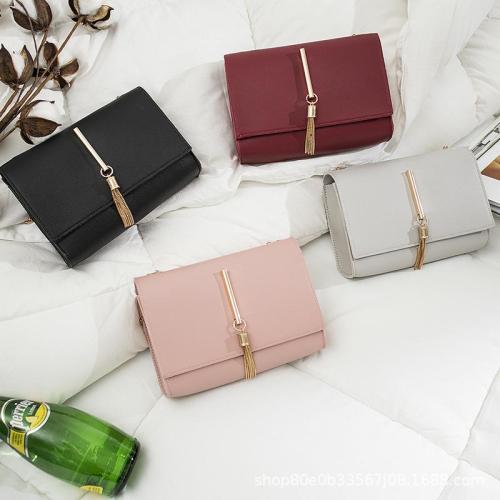 Mobile phone bag pu leather tassel chain small women shoulder crossbody bags wholesale 2024 small square bag