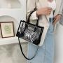 Customized Wholesale Popular Fashion Transparent Clear PVC Tote Beach Bag Ladies Shoulder Bag Women Handbags