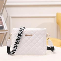 2024 Korean Version Women's Handbags Lingge Crossbody Bag Large Capacity Bucket Bag Fashionable Lady One Piece International