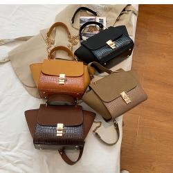 New Fashion Korean Version Messenger Bag Chain Atmospheric Portable Wing Bag Women's Zipper Square Bag With Lock