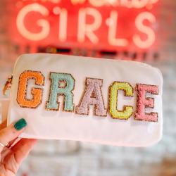 Wholesale Letter Chenille Custom Monogram Makeup Bag Personalized Cosmetic Bag Travel Quilted Nylon Cosmetic Makeup Bag