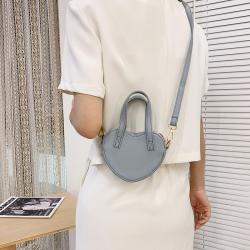 Custom Tote bag Heart-shaped storage bag decoration Hand bill shoulder decoration zipper niche design plus logo