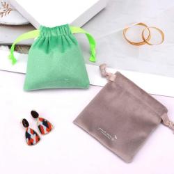 Custom Logo Printed Mini Velvet Pouch Bag Jewelry Cosmetic Nail Polish Packaging Velvet Drawstring Bag