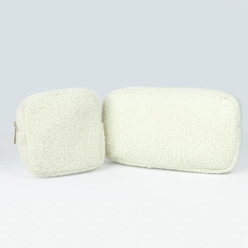 Hot Selling Multi Colors Lovely Cute Makeup Brush Bag Custom Designer Zipper Gift Super Soft  Teddy Fluffy Cosmetic Bag
