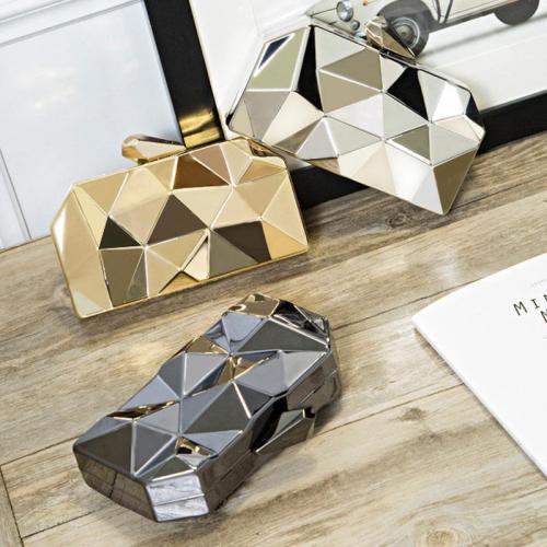 New Fashion Diamond Hand Bag Metal Chain Evening Bag