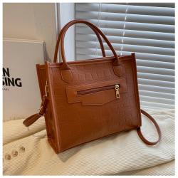 2023 New Fashion Women's Bag Wholesale Premium Autumn Versatile Shoulder Bag Retro Tote Bag