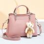 2023 Wholesale Fashion Trends Woman Embroidery Shoulder Bags Ladies High Quality Cross-body Hand Bags Leather Handbags