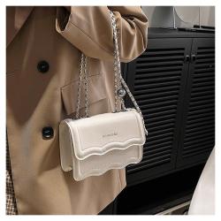 ZR280 Popular Women 2023 Spring New Fashion Simple Chain Shoulder Bag Casual Texture Crossbody Small Square Bag