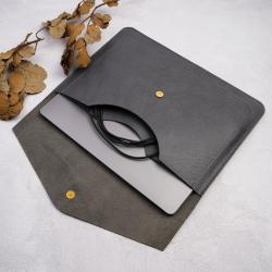versatile multi-use customized quality portable leather sleeve oem magnetic envelope laptop sleeve