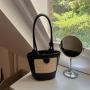 Popular fashion niche design straw woven handbag