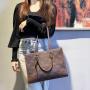 2024 Trending Fashion Genuine Leather Lady Handbag Shoulder Bag Sac Personnalisable Avec Logo Sac Cuir Femme Accessoires De Sac