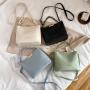 Hot Selling Chain Small Bag for Women 2024 New Trendy One Shoulder Handbag Crossbody Bag Fashion Bucket Bag Wholesale
