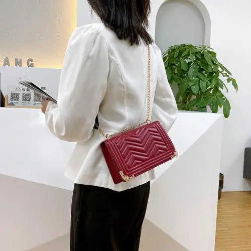 Fashion Luxury Female Diamond lattice Customs Handbag  2024 New Fashion Messenger Bag Embroidered Wire Small Square Bag