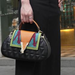 High Cost-Effective Luxury Designer fashion Pu Handbags Bag Women V metals contrast color ladies bags good quality crossbody bag