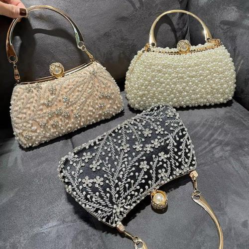 2024 Metal Handle Peal Beaded Women Clutch Evening Bag Pearl Shining Diamond Rectangle Hand Bag Ladies Wedding Handbag Purse