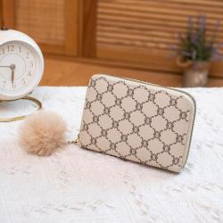 Lady's Fashion Printed Wallet Portable Single Handle Purse with Chains Decoration Short and Stylish Welfare Bag with Fur Ball