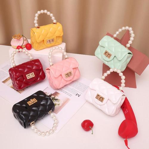 2022 New fashion women's handbags manufacturer single chain shoulder bag Jelly bag with pearls
