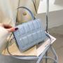 2024 New Chain Portable Messenger Bag Fashion Women High Quality  Handbags With Button China Wholesale PU Ladies Shoulder Bag