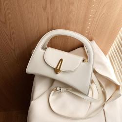 A niche design retro high-end minimalist single shoulder crossbody bag