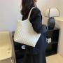Leisure Lingge Solid Color High Capacity Bag 2023 Autumn New Women's Bag Single Shoulder Underarm Tote Bag