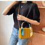 2023 New Fashion Chain Versatile Ins Thread Messenger Bag Hot Sell Zipper Square Bag China Wholesale PU Ladies Shoulder Bag