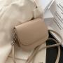 2024 New Korean Messenger Bag Retro Versatile Shoulder Women's Bag China Wholesale PU Ladies' Bags