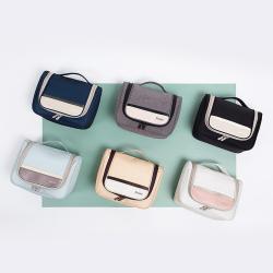 Gelory Wholesale Modern Design Customize Trendy Travel Hanging Storage Bags Toiletry Bag With Hanging Hook