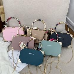 New Fashionable Silk Scarf  Handbag Chain One Shoulder PU Leather  Crossbody Bag Vintage Bags with Lock