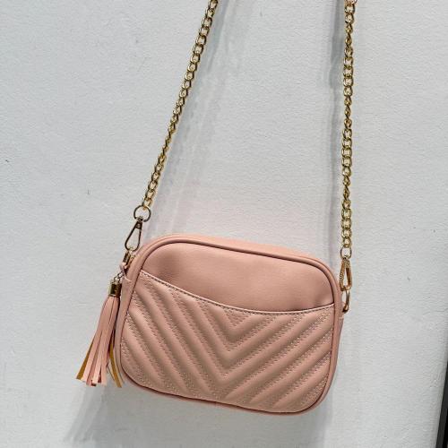 2024 Quilted crossbody bags women handbags fashion ladies squared shoulder purse leather bags with tassels wholesale