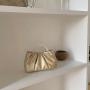 Solid color pleated high-end fairy like pearl small handbag