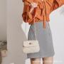 Mobile phone bag cheap price soft leather chain ladies shoulder bag 2024 locking small messenger crossbody bag factory wholesale