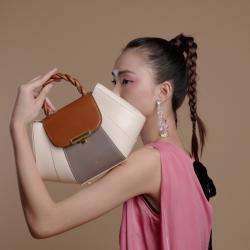 Genuine Leather Woman Fashion Bag Dumpling Type Custom Designer Handbag Color Matching Shoulder Crossbody Bag