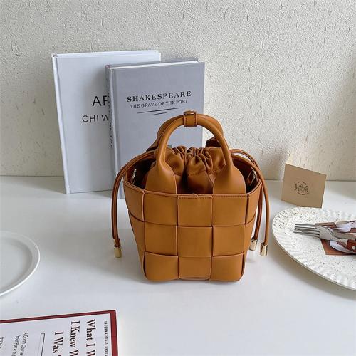 Korean women bags fashion drawstring pleated handbag trend crossbody shoulder bag creative design woven round bucket bag