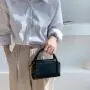 2023 PU Premium Sling Shoulder Messenger Bag Mini Wristlet Hand Clutch Bag Women's Versatile Crossbody Fashion Small Square Bag