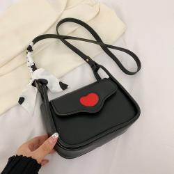Caring Young Girl Bag 2022 Autumn Fashion Simple Crossbody Bag Fashion Texture One Shoulder Underarm Bag