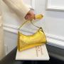 2024  Customs Tote Bag Fashion Retro Crocodile Pattern Shoulder Bag Soft Face Stick China Wholesale PU Ladies Shoulder Bag