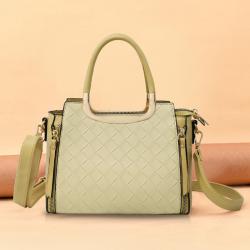 2023 Customized Logo Sacoche Handbags Wholesale With Cute Pendant Sling Bag Hand Bag For Women