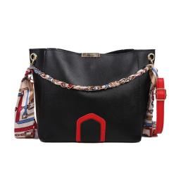 Fashionable Designer Woman Handbag Custom Pure Color Small Square Bag Chain Casual Simple Single Shoulder Bucket Bag