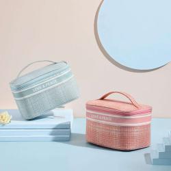 China wholesale large capacity portable cosmetic storage bag polyester makeup bag