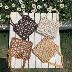 New Wholesale Women's Handbags Fashion Women's Wallets and Handbags Wood Beads Handbags Mini Handwoven Bags