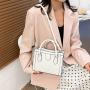 Hot Sale Small Square Chain Women Handbags Chain Strap Messenger Purses Fashion Handbags for Ladies Custom Women Hand Bag