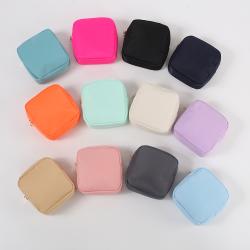 Wholesale Custom Logo Portable Durable Waterproof Nylon Zipper Cosmetic Toiletry Pouch Makeup Organizer Bag Small Cosmetic Bags