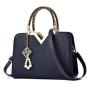 2024 Autumn Bags for Women Handbag Factory Wholesale Single Strap Messenger Bag New Trendy Style for Europe the United States