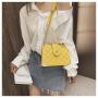 2023 Winter New Fashion Messenger Bag Thread Large Capacity Rivet Bag for Ladies Single Shoulder Chain Small Square Bag