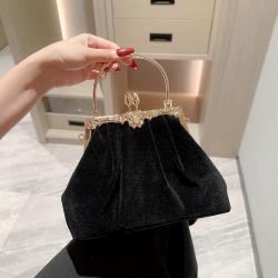 Vintage women's velvet clutch bag evening bags black dress party evening clip bag with metal handle handbag wholesale