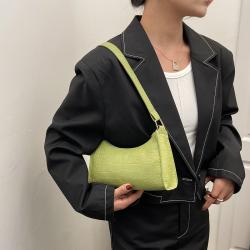 2024  Customs Tote Bag Fashion Retro Crocodile Pattern Shoulder Bag Soft Face Stick China Wholesale PU Ladies Shoulder Bag