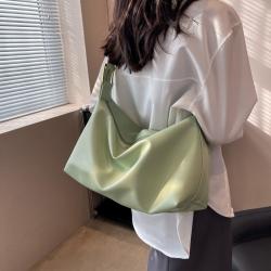 Korean Fashion Wholesale Women Handbags PU Chains Quality Handbags Classical Vintage Bags Women
